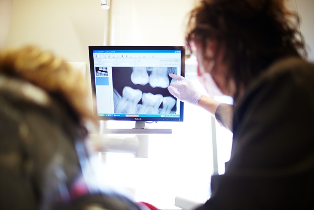 Digital Dental Radiography Treatment in Nashik | Pushp Hospital Nashik